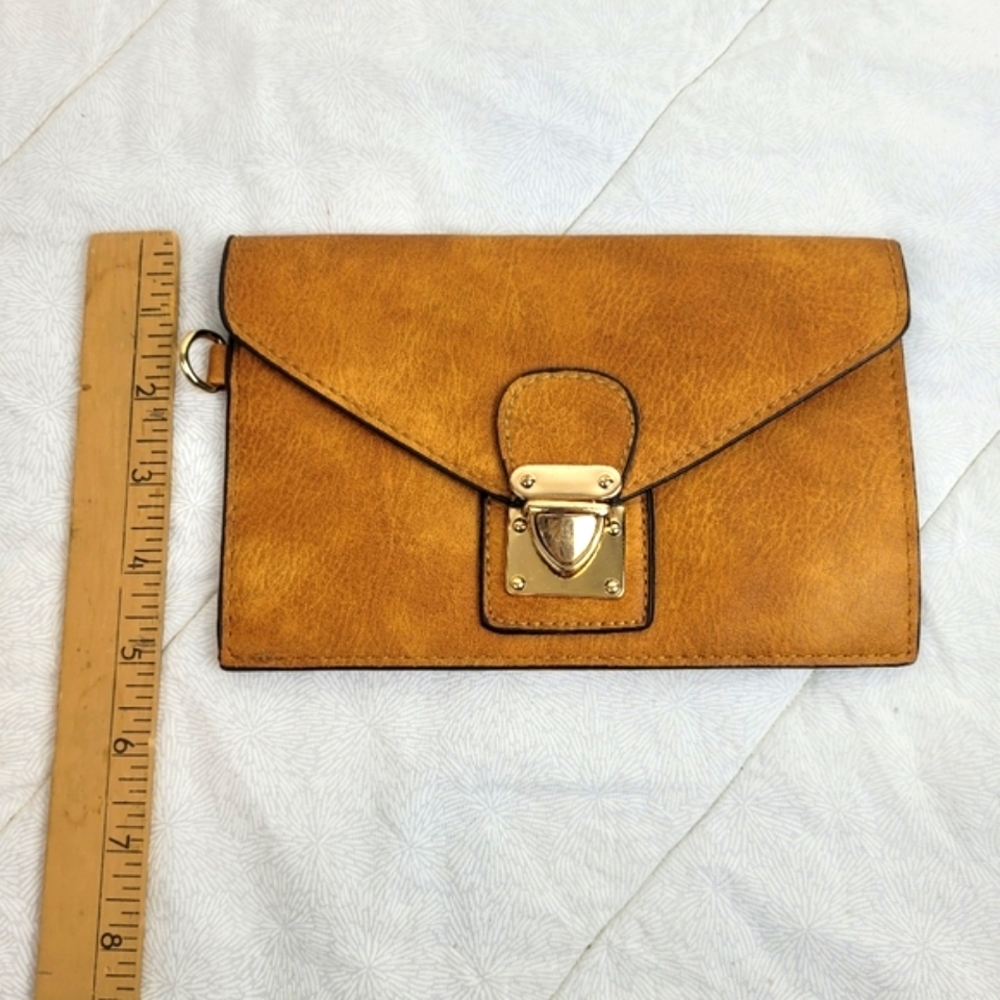 Tan Faux Leather Small Clutch Gold Closure 5 x 7 1/2 Classic Minimalist festival - Picture 2 of 6